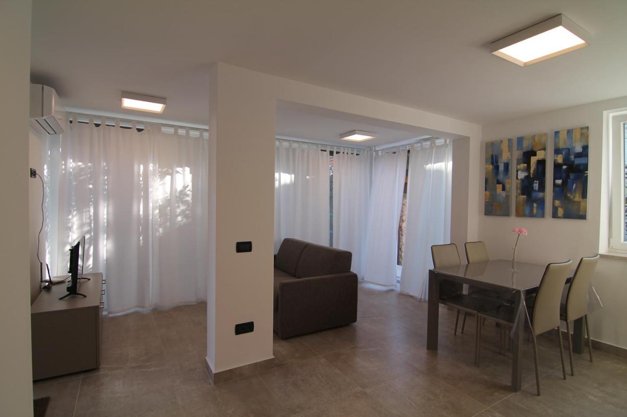 Seahouse 114 Aparthotel Mali Lošinj Buitenkant foto