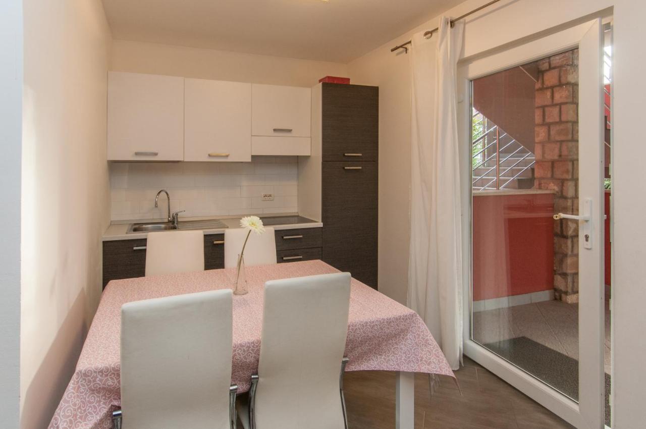 Seahouse 114 Aparthotel Mali Lošinj Buitenkant foto