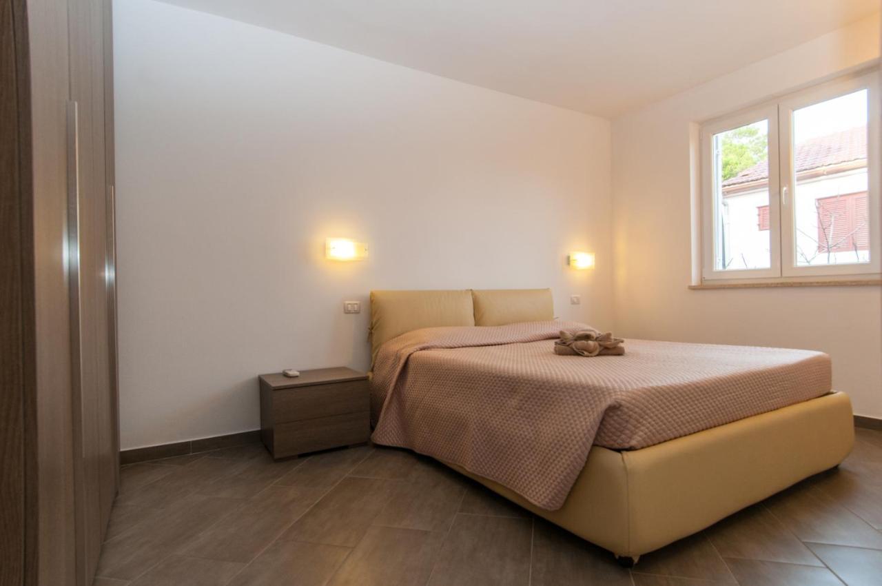 Seahouse 114 Aparthotel Mali Lošinj Buitenkant foto
