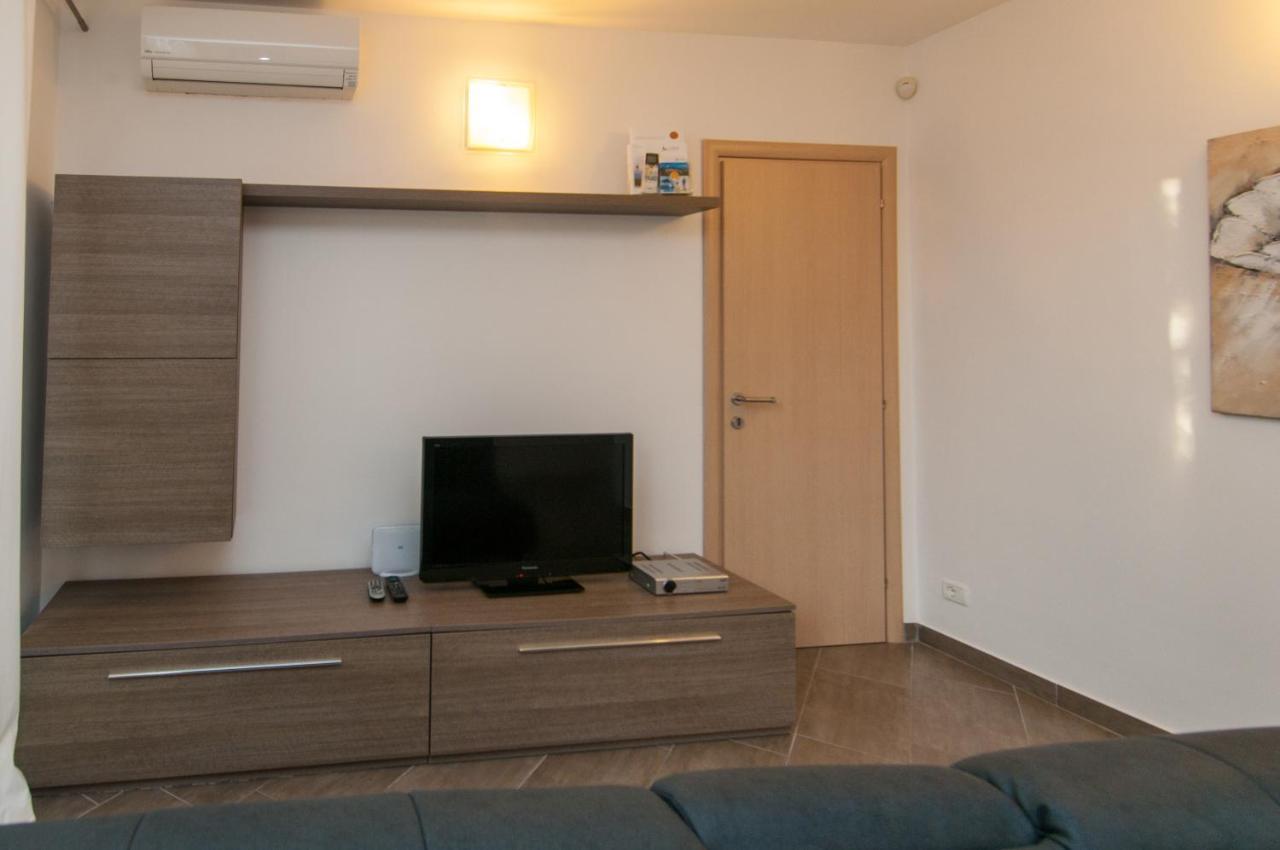Seahouse 114 Aparthotel Mali Lošinj Buitenkant foto