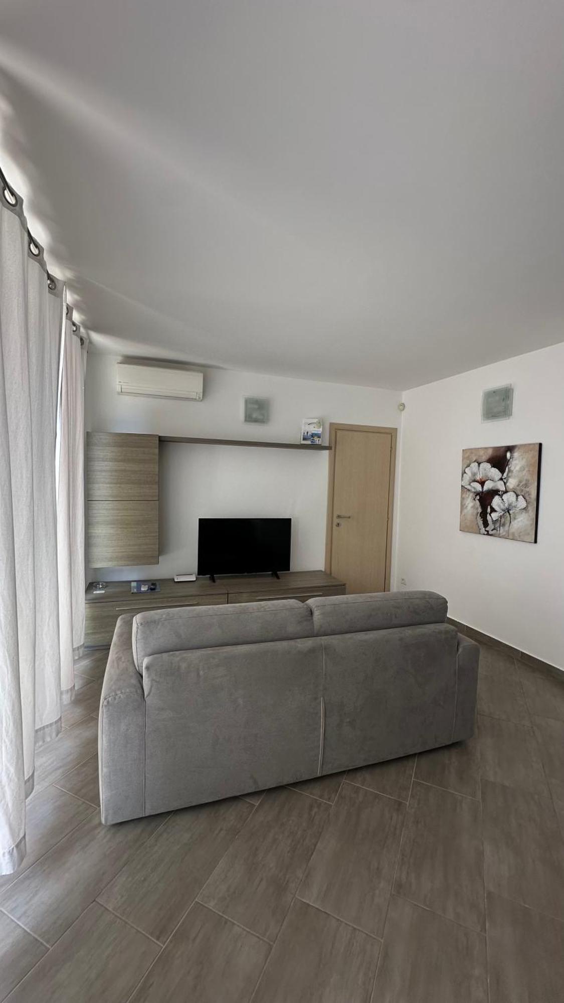 Seahouse 114 Aparthotel Mali Lošinj Buitenkant foto